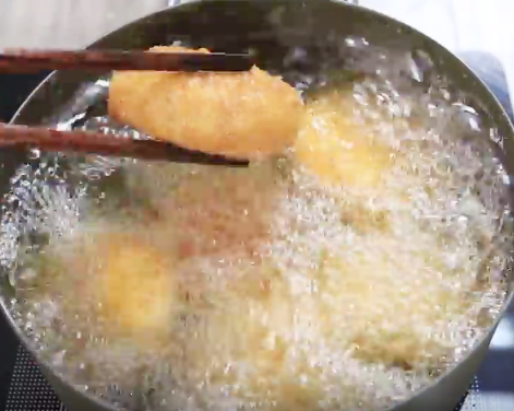 Chỉ 10 phút làm cà rốt củ cải ngâm chua giải ngấy cực hiệu quả