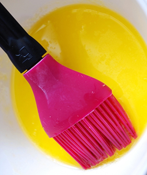 Chỉ 3 bước và 1 chiếc chảo, có ngay món gà quay ngon mê ly