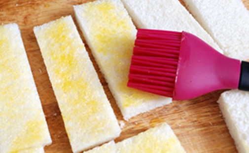 Chỉ 3 bước và 1 chiếc chảo, có ngay món gà quay ngon mê ly