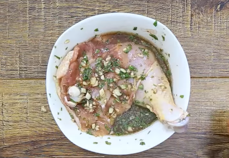 Chỉ vài phút là có ngay bánh mì chuối chiên thơm ngon cho bữa sáng đầy đủ dinh dưỡng