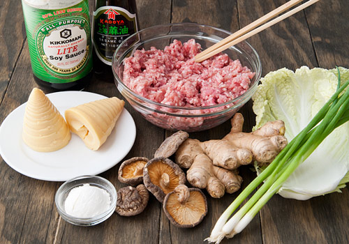 Chiên ngô theo cách này đảm bảo giòn thơm hơn hẳn ngoài hàng