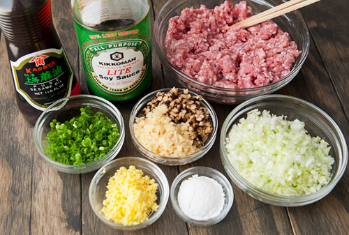 Chiên ngô theo cách này đảm bảo giòn thơm hơn hẳn ngoài hàng