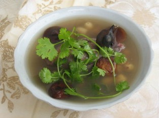 Chim ngói hầm hạt sen