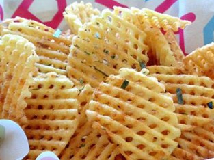 Chips khoai tây giòn lâu
