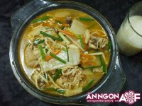 Chua chua cay cay canh kim chi thịt gà
