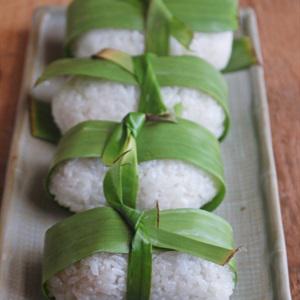 Cách làm chuối bọc nếp nướng