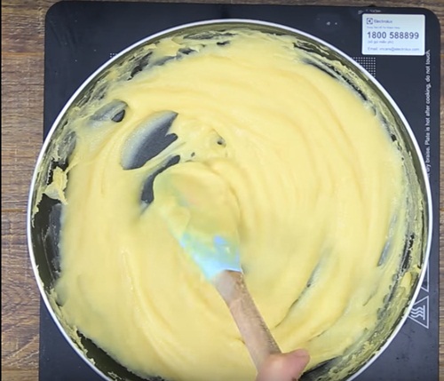 Chuối chiên giòn tẩm mè lạ miệng, ăn vặt cực vui