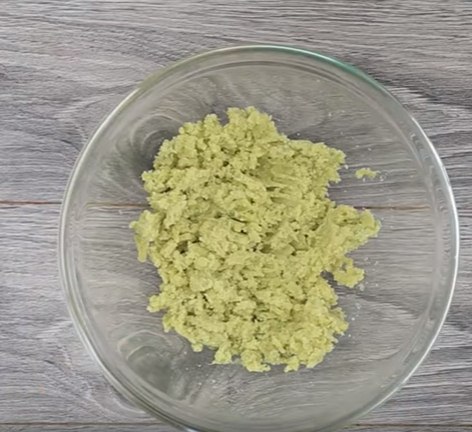 Chuối chiên mè đơn giản giòn thơm hết ý