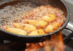 Chuối đốt rượu