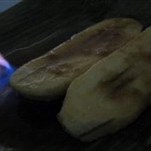 Cách làm chuối nướng đường đỏ rượu rum
