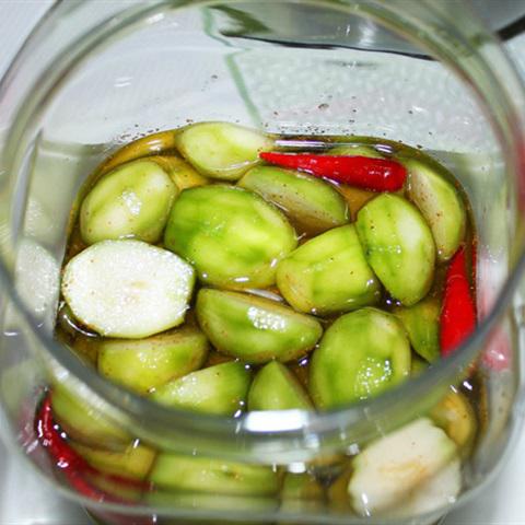 Cách làm cóc non ngâm