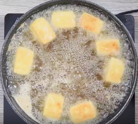 Cóc trộn cay  làm thật dễ, ăn là mê