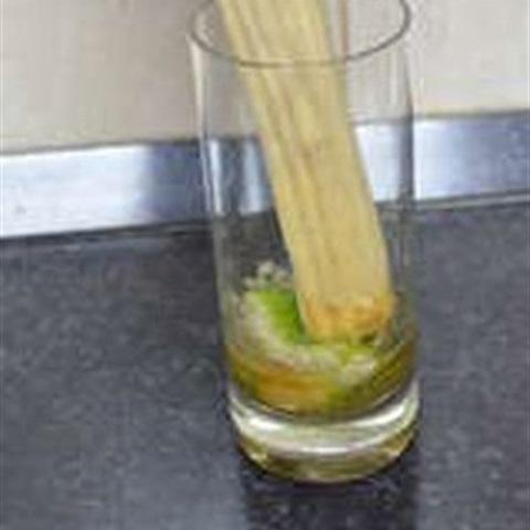 Cách làm cocktail Caipiroska