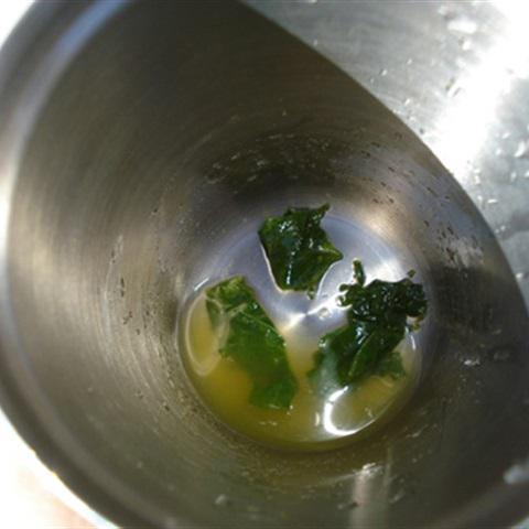 Cách pha chế cocktail đào tươi