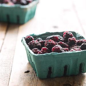 Cách làm cocktail dâu tằm