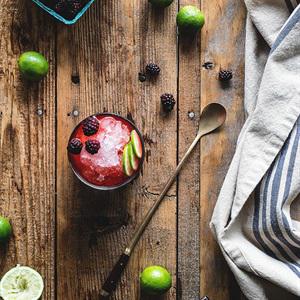 Cách làm cocktail dâu tằm