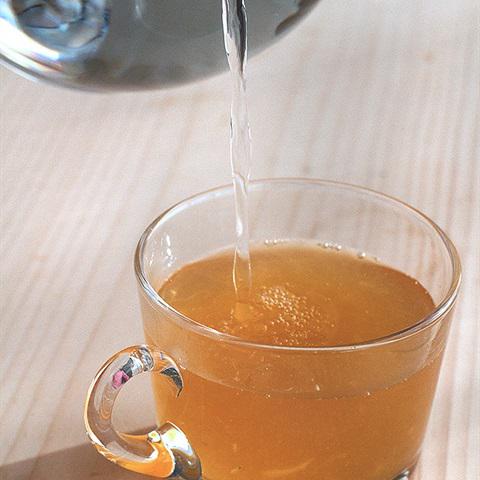 Cách làm cocktail hoa cúc mật ong