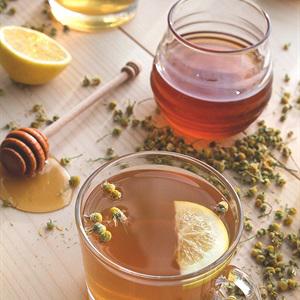 Cách làm cocktail hoa cúc mật ong