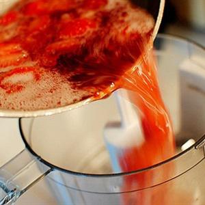 Cách pha cocktail "Mặt trời mọc"