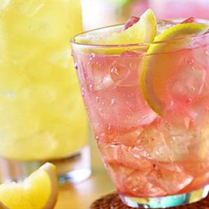 Cách làm cocktail Ruby Tuesday