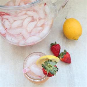 Cách pha cocktail rượu chanh