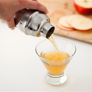 Cách làm cocktail táo