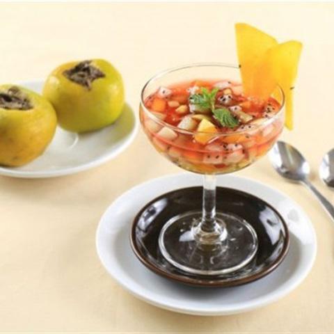 Cách pha cocktail trái hồng