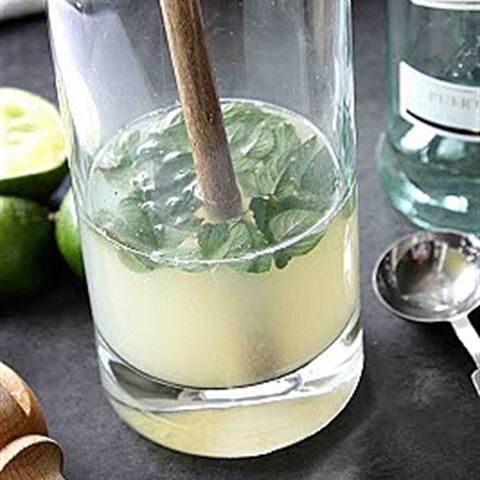 Cách pha chế cocktail với dưa hấu