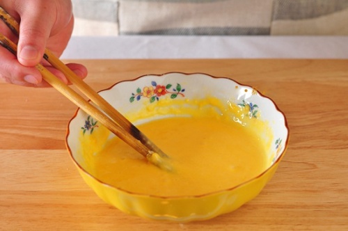 Cơm cháy chà bông chuẩn vị rưới mỡ hành giòn thơm ngon ngất ngây