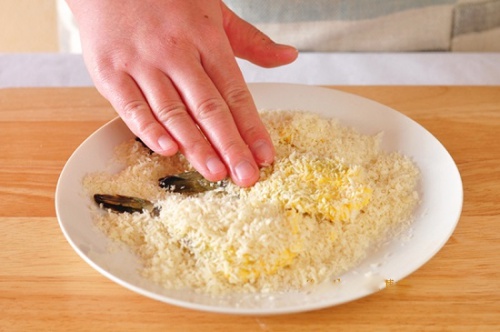 Cơm cháy chà bông chuẩn vị rưới mỡ hành giòn thơm ngon ngất ngây