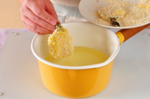 Cơm cháy chà bông chuẩn vị rưới mỡ hành giòn thơm ngon ngất ngây