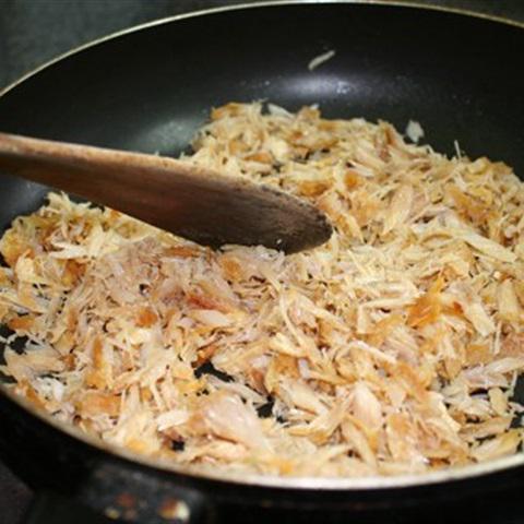 Cách làm cơm chiên bơ cá mặn