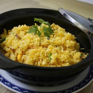 Cách làm cơm chiên bơ cá mặn