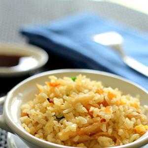 Cách làm cơm chiên cá mặn
