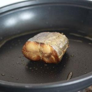 Cách làm cơm chiên cá mặn thịt gà