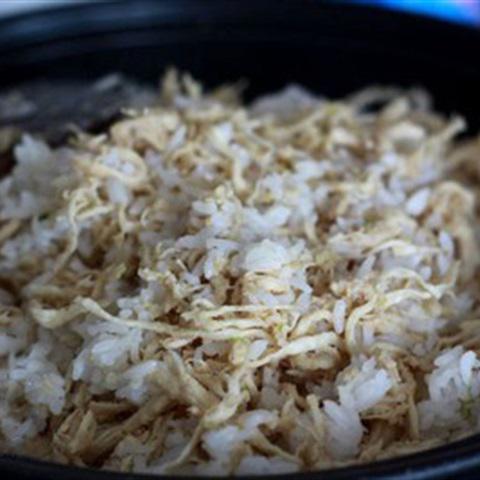 Cách làm cơm chiên cá mặn thịt gà
