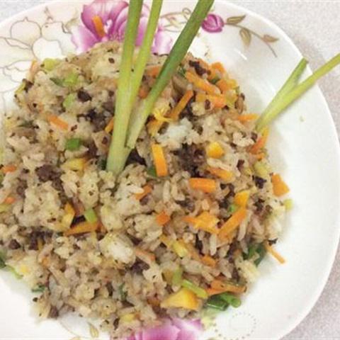 Cách làm cơm chiên chim cút rau củ