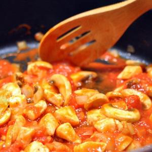 Cơm chiên cuộn trứng