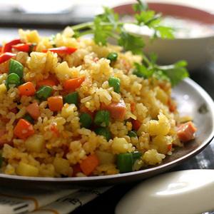 Cách làm cơm chiên Dương Châu