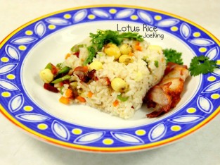 Cơm chiên hạt sen