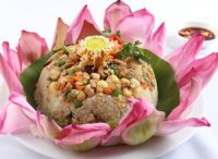 Cơm chiên hạt sen