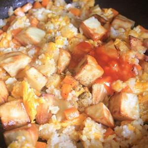 Cách làm cơm chiên khoai lang