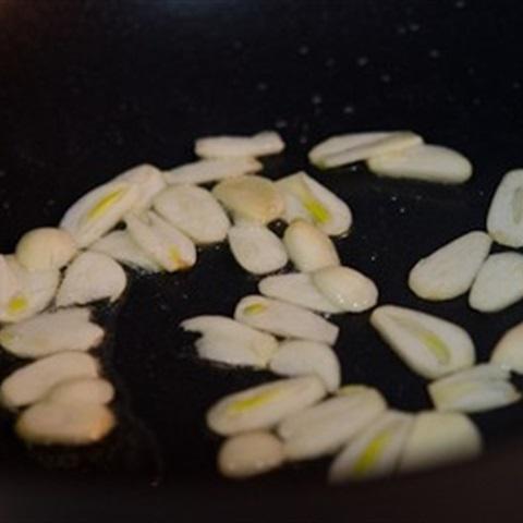 Cách làm cơm chiên kiểu dương châu