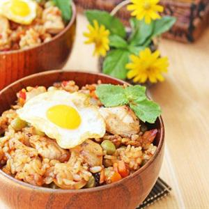Cách làm cơm chiên kiểu Indonesia