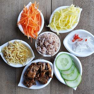 Cách làm cơm chiên kiểu Thái