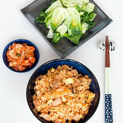 Cách làm cơm chiên kimchi cay