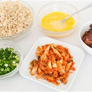 Cách làm cơm chiên kimchi cay
