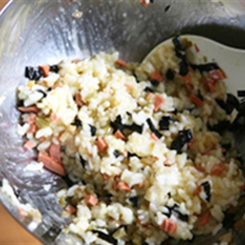 Cách làm cơm chiên rong biển