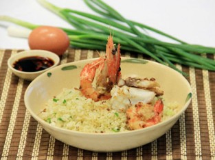 Cơm chiên ruốc hải sản