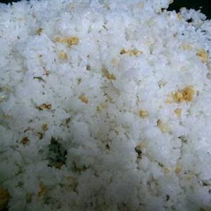 Cách làm cơm chiên tỏi cực ngon tại nhà
